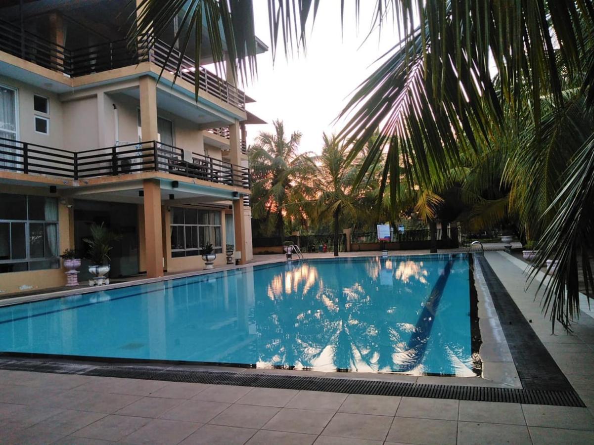 Sun Ray Rest House Kalkudah  Exterior photo