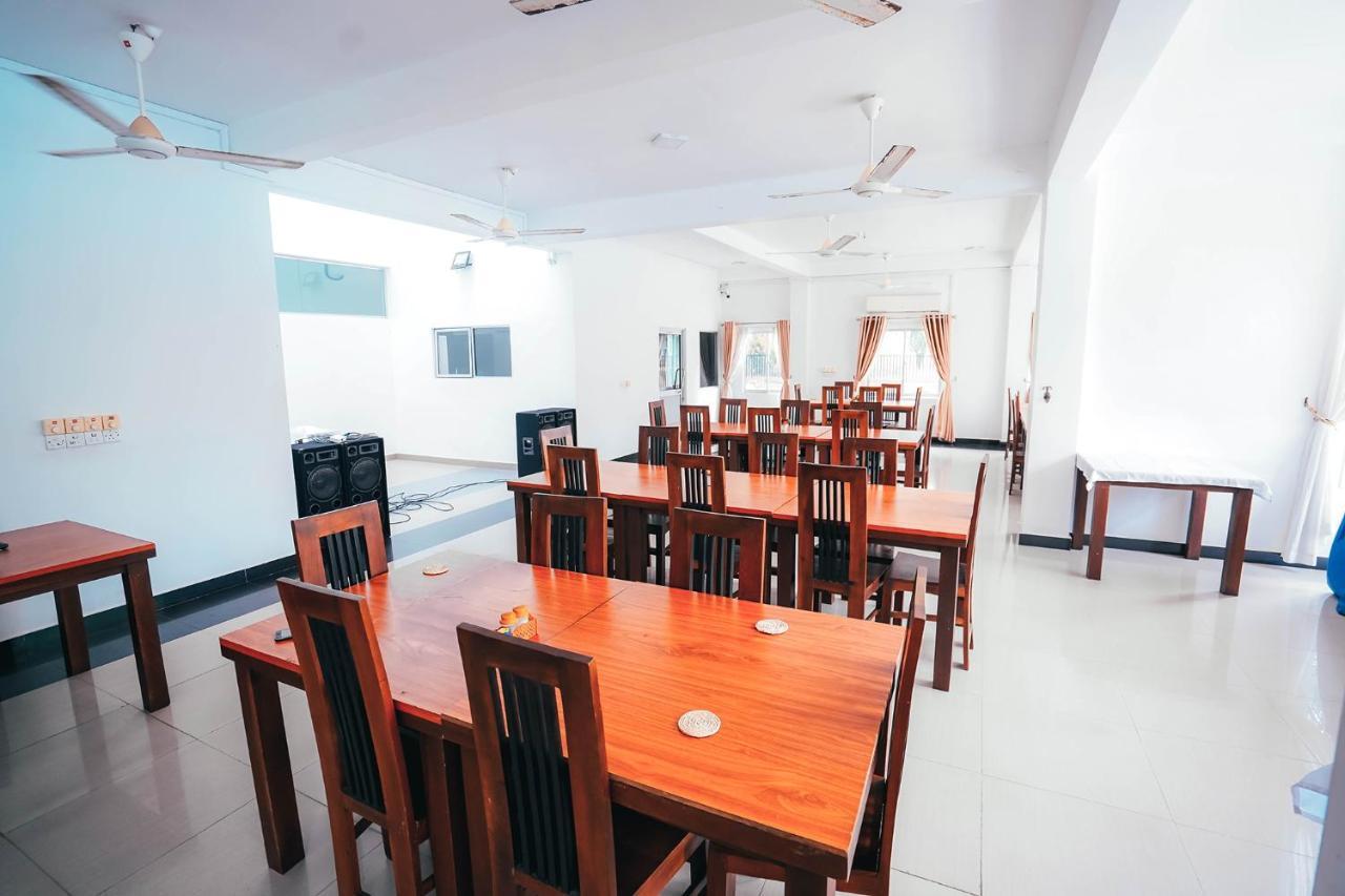 Sun Ray Rest House Kalkudah  Exterior photo